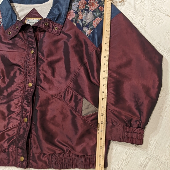 Current Seen Windbreaker - Picture 5 of 12
